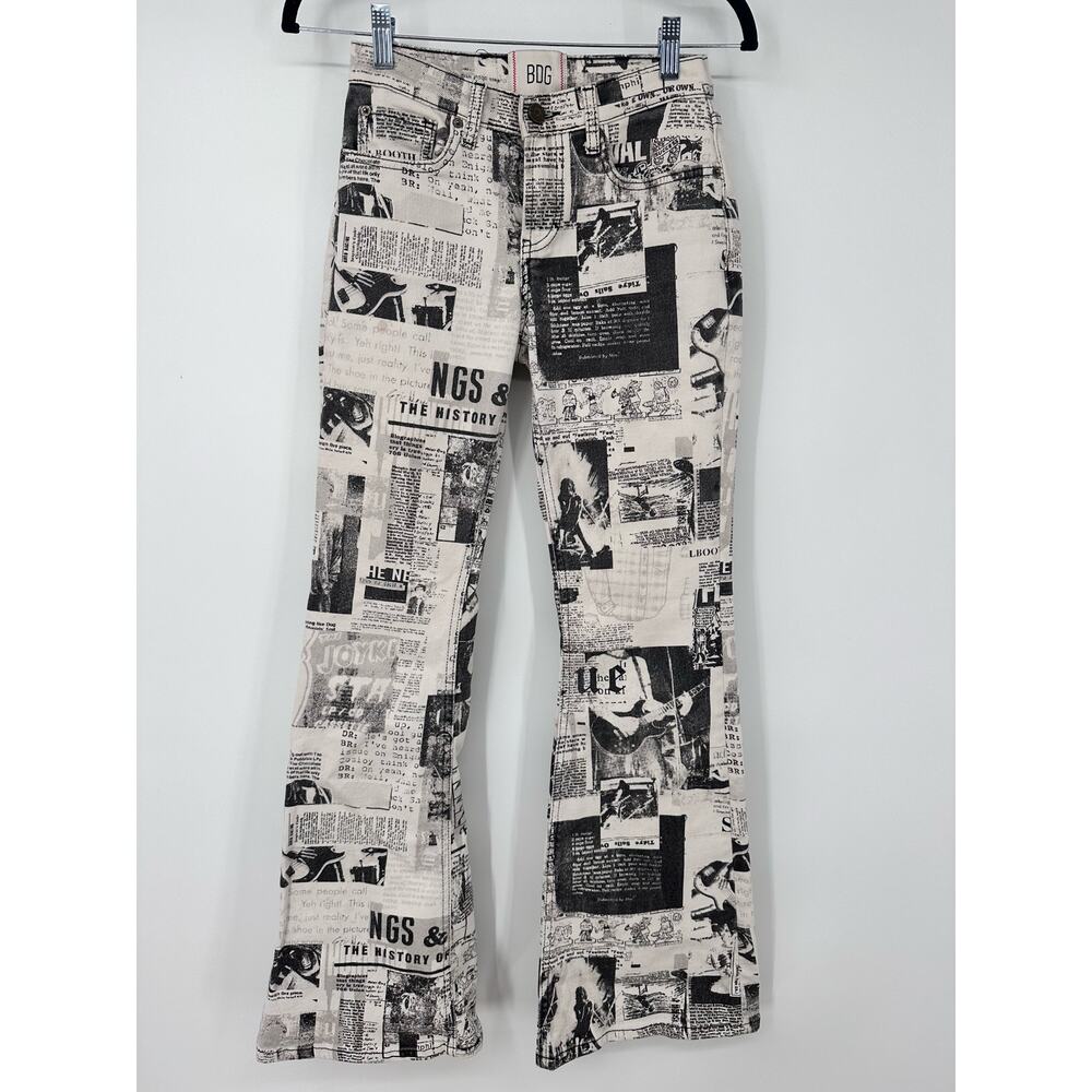 BDG Women's Low Rise Flare Newspaper Printed Denim Jeans Size 26 - Picture 4 of 8